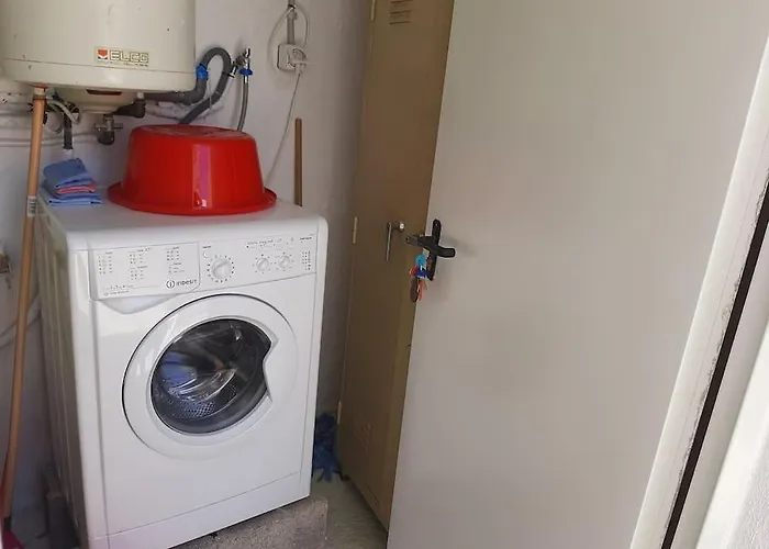 Bright Town House Apartment *