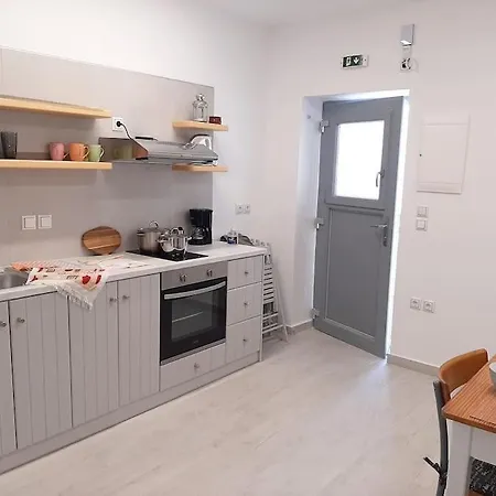 Lejlighed Bright Town House *